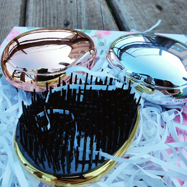 Массажная расческа для волос распутывающая / Компактная расческа для всех типов волос